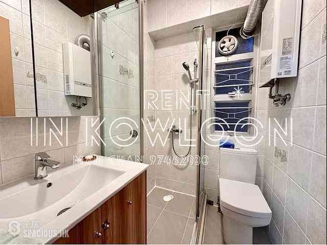 Tsim Sha Tsui - Yiu Pont House 07