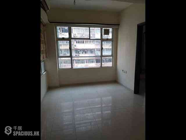 North Point - Fok Ying Building 01