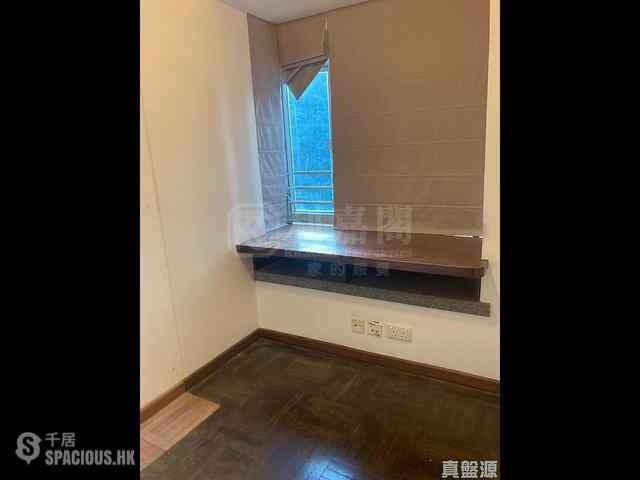 Quarry Bay - Royal Terrace 03