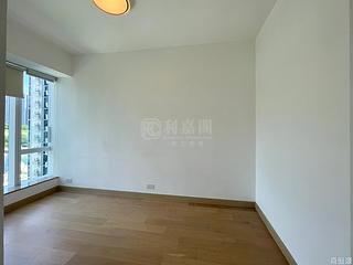 Tseung Kwan O - Monterey Block 3 04