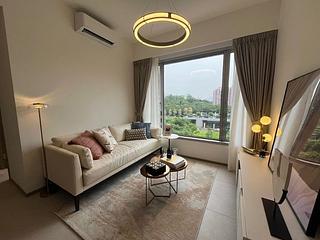 Gold Coast / So Kwun Wat - Grand Jeté 02