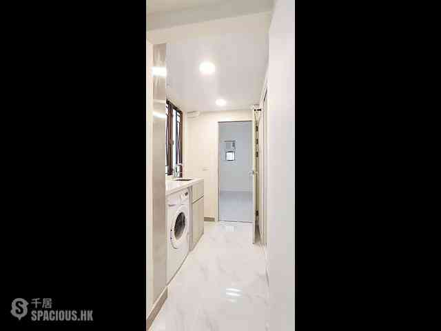 Mong Kok - 214, Sai Yeung Choi Street South 02