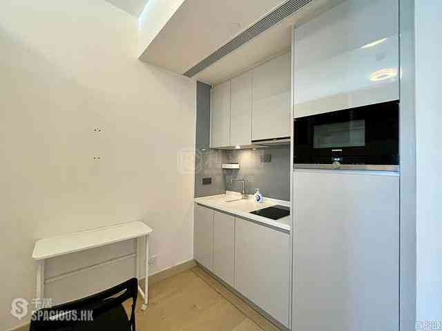 Tseung Kwan O - Monterey Block 5 03