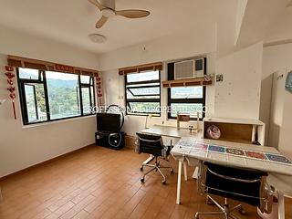 Prince Edward - Fook Luk Building 02