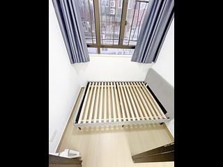 Yau Ma Tei - On Cheung Building 04