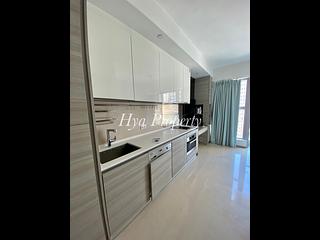 Sai Ying Pun - The Summa 05