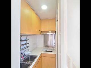 Sai Ying Pun - Ching Tak Building 04