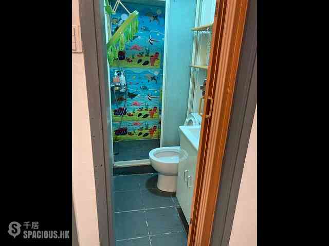 Sai Ying Pun - Kwan Yick Building Phase 3 06