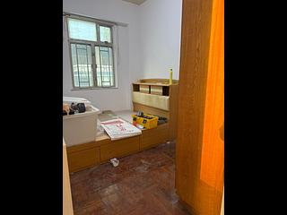 Fortress Hill - Wah Hoi Mansion Block B 07