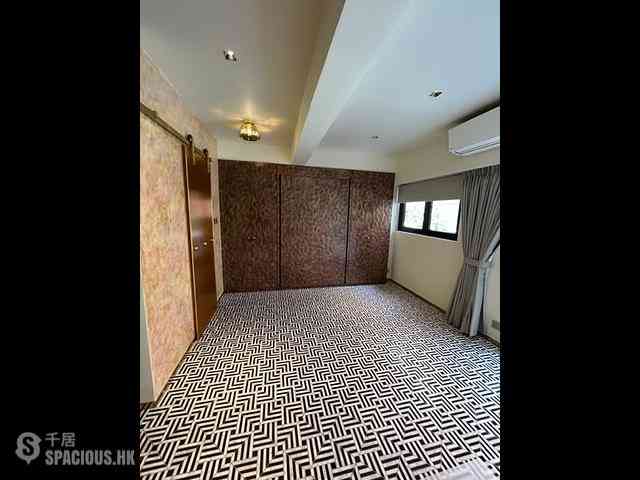 Shek Tong Tsui - Goa Building 04