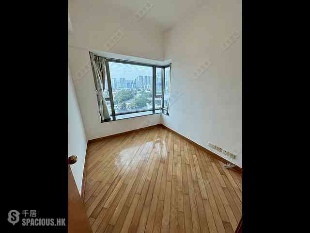 West Kowloon - Sorrento Phase 2 Block 1 04