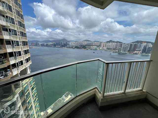 Sai Wan Ho - Grand Promenade Block 6 01