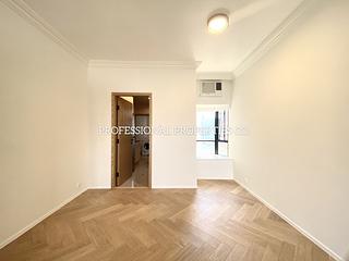 Happy Valley - Beverly Hill 02
