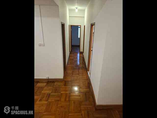 Leighton Hill - Lai Yee Building 07