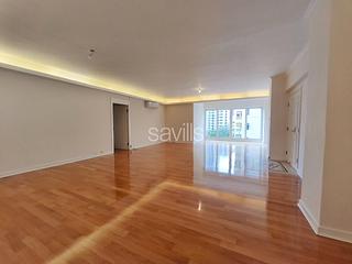 Mid Levels West - Fairview Mansion 02