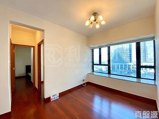 West Kowloon - The Arch Sun Tower (Block 1A) 12