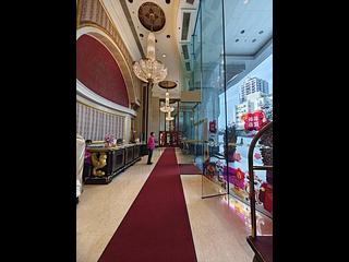 Mid Levels Central - Regence Royale Tower 1 08