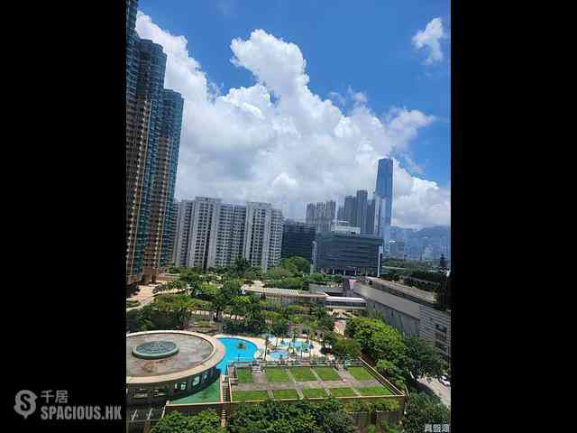 Tai Kok Tsui - Park Avenue Phase 1 Block 7 04