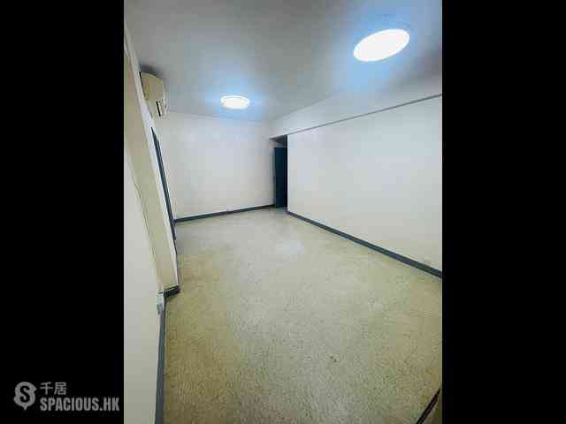 Jordan - Man Fai Building 02