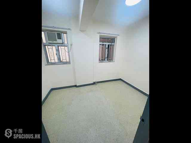 Jordan - Man Fai Building 03