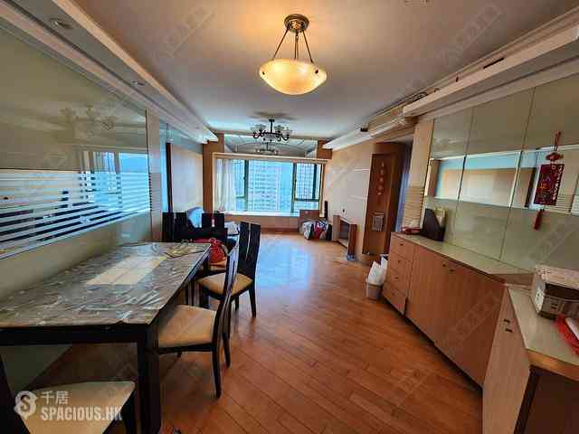 Tai Kok Tsui - Park Avenue Central Park Block 1 02