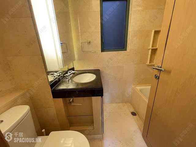 Tai Po - The Balmoral Block 2 07