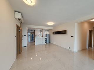 Chung Hom Kok - Hillgrove Block A 04