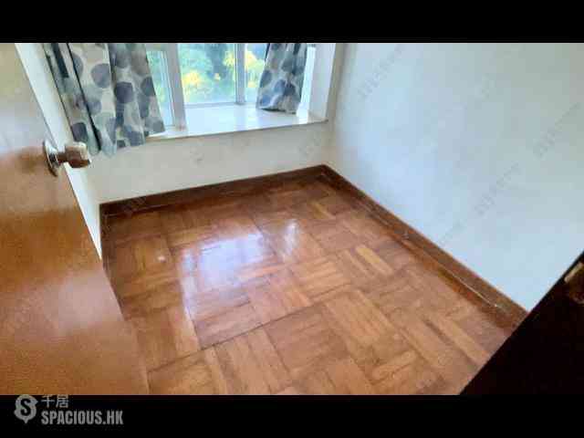 Tsuen Wan - Discovery Park Phase 2 Block 6 04