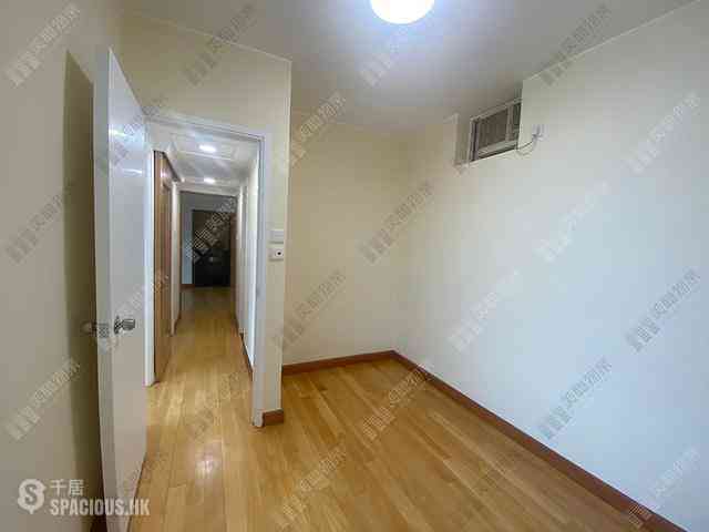 Tsuen Wan - Discovery Park Phase 3 Block 11 05