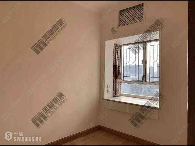 Tsuen Wan - Discovery Park Phase 2 Block 7 08