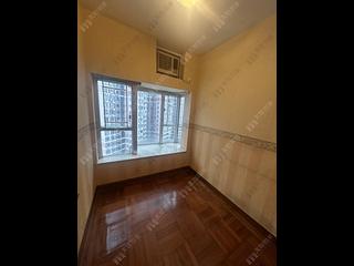 Tsuen Wan - Discovery Park Phase 1 Block 4 06