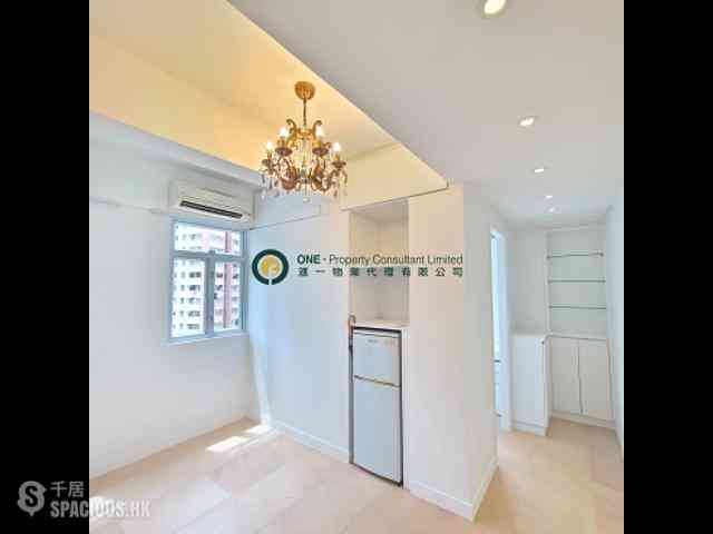 Sai Ying Pun - Ching Tak Building 02