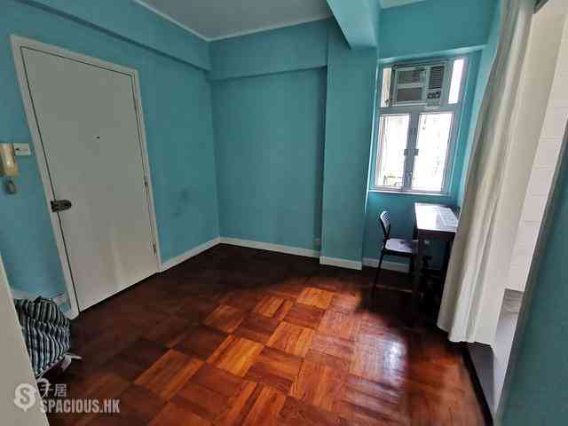 Central - Chung Shan House 06
