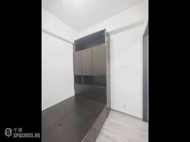 North Point - Tung Fat Building Block C 04