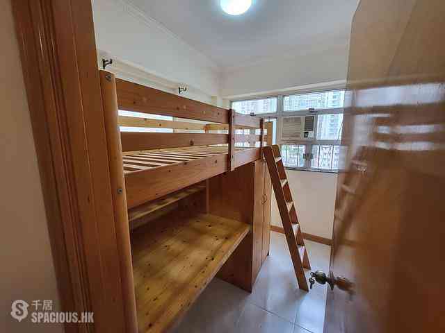 Sai Ying Pun - Tung Lee Building 05
