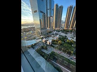 West Kowloon - The Harbourside Block 3 03