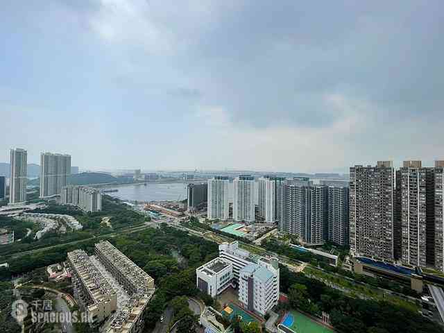 Tung Chung - Caribbean Coast Phase 2 Albany Cove Tower 6 03