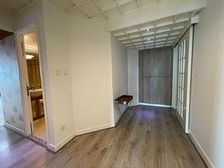 Tung Chung - Caribbean Coast Phase 2 Albany Cove Tower 6 06