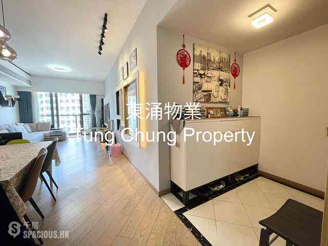 Tung Chung - The Visionary Tower 1 04