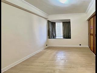 Mid Levels Central - Tregunter Tower 3 03