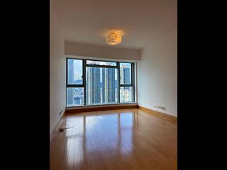 West Kowloon - The Harbourside Block 2 02