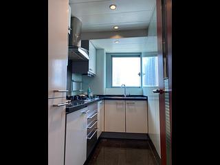 West Kowloon - The Harbourside Block 2 03