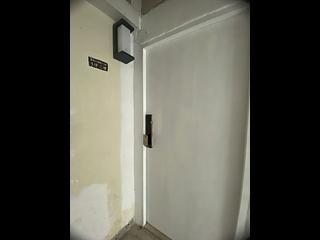 Wan Chai - 110-112, Queen's Road East 04