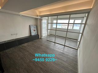 Central - 73, Connaught Road West 08