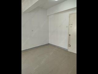 Wan Chai - Lap Hing Building 05