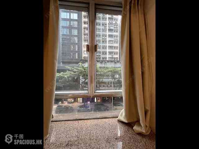 Wan Chai - Hing Bong Mansion 05