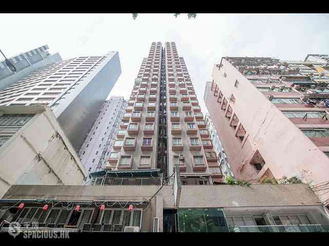Wan Chai - Hing Bong Mansion 11