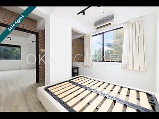 Kennedy Town - Cheong Kat Mansion 08