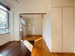 Shouson Hill - Country Villa 07