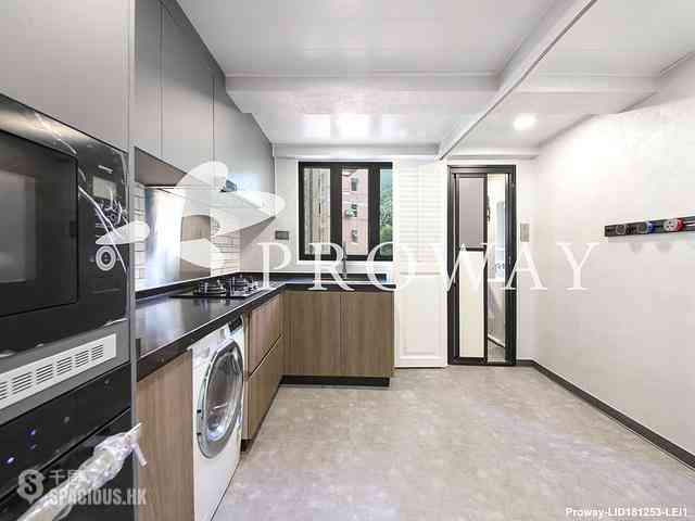Pok Fu Lam - Baguio Villa Block 25 09